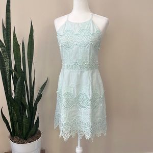 Versona Lace Dress Sleeveless Open Back Size Medium Ice Moran
